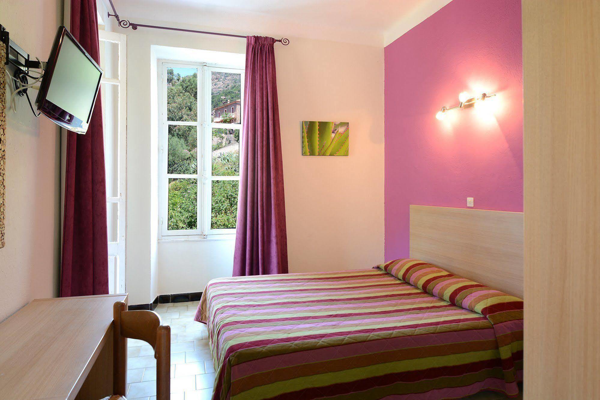 Hotel Colombo- Porto Corse Ngoại thất bức ảnh